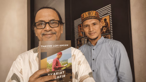 Seniman Juga Membayar Listrik
